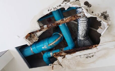 Deal & Prevent Frozen Pipes Bursting